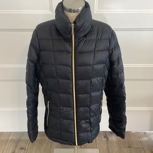 Michael Kors packable down fill jacket size medium black
